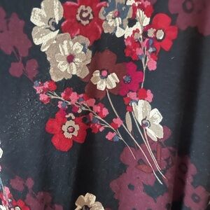 J. Jill Navy Blue and Red Floral Top- so pretty!  Lots of swing.